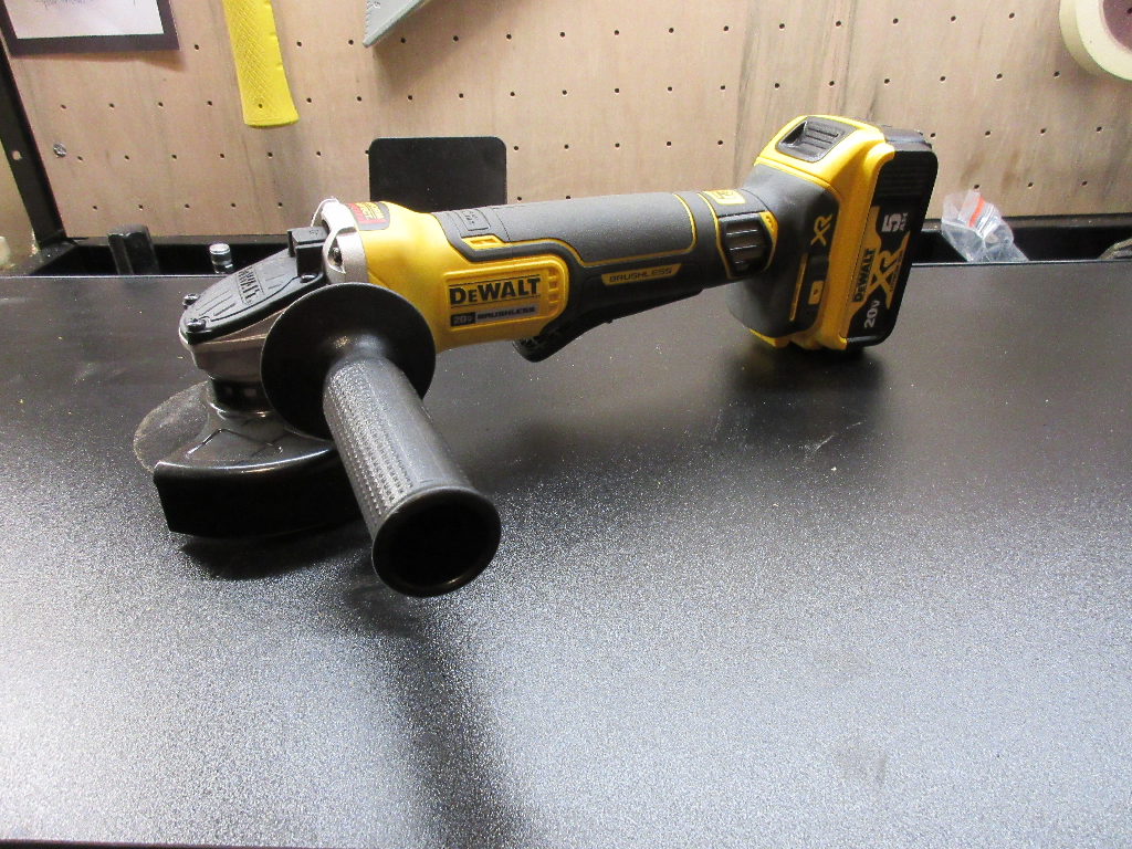Dewalt Händler in der Nähe: Beste Angebote für Akkuschrauber und Kappsägen